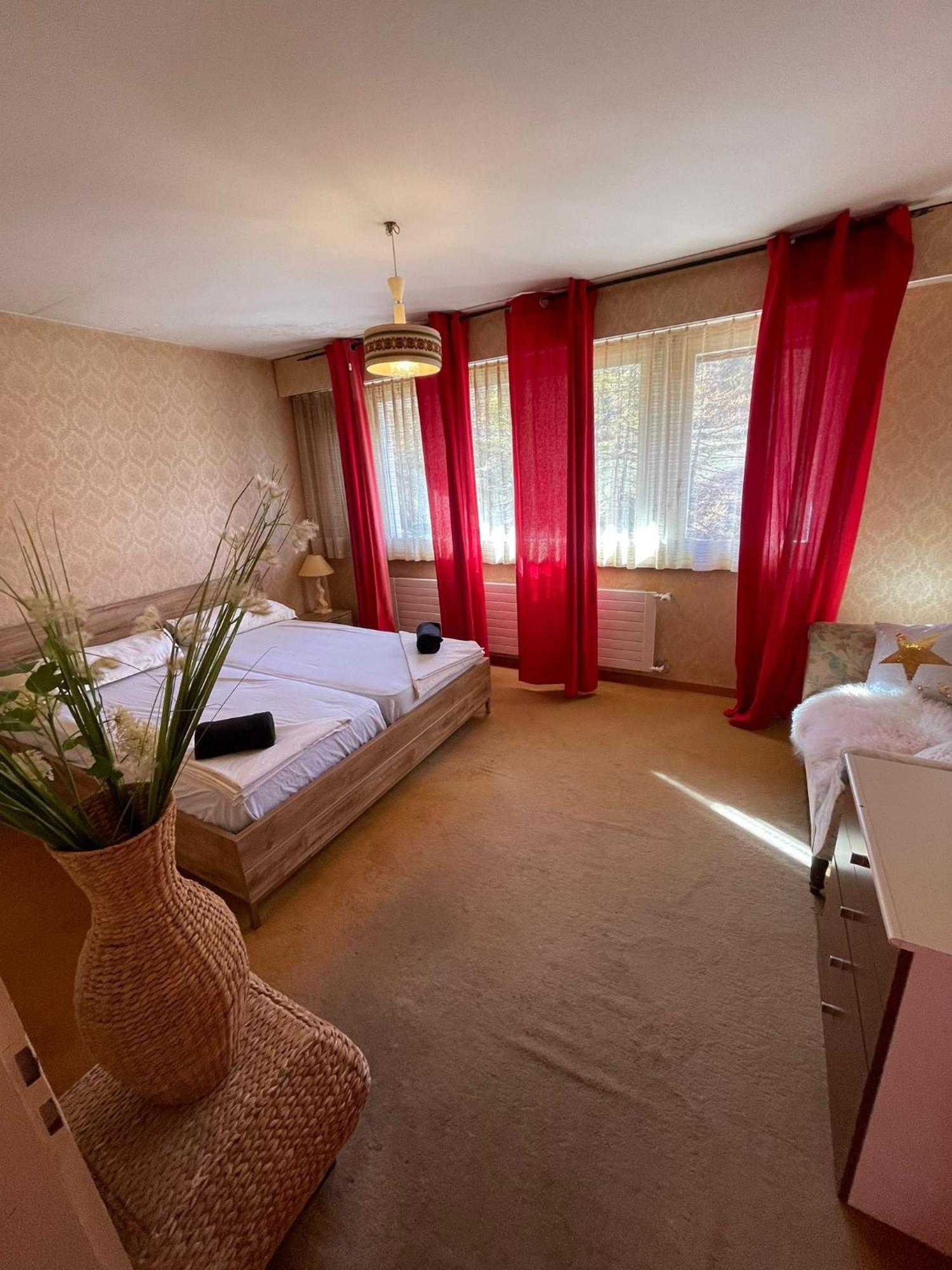 Les Nis Apartamento Bourg-Saint-Pierre Exterior foto