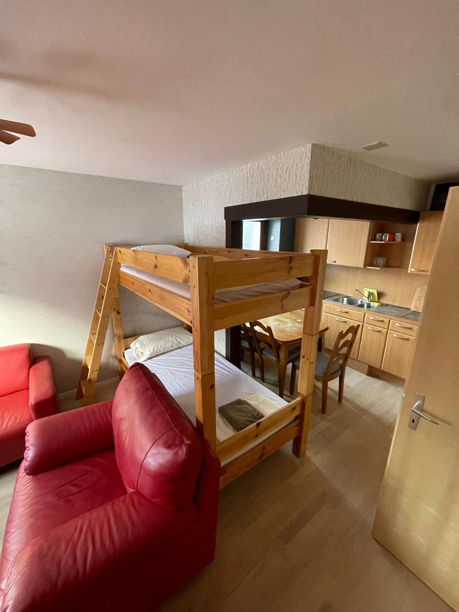 Les Nis Apartamento Bourg-Saint-Pierre Quarto foto